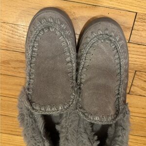 Blondo Gray Faux-Fur Moccasin Slippers